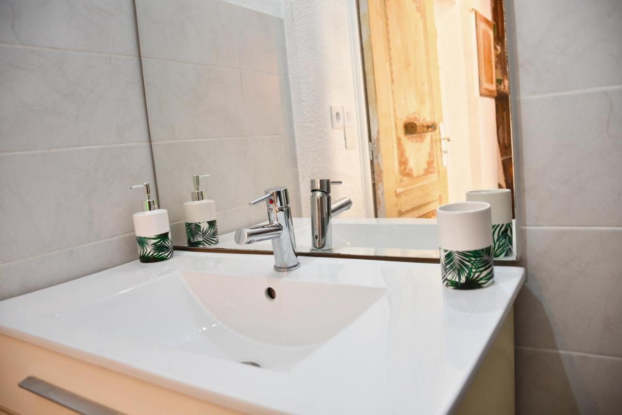 La Cahute H24,Cosy,Port,Plage,Wifi,Netflix La Seyne-sur-Mer Bagian luar foto